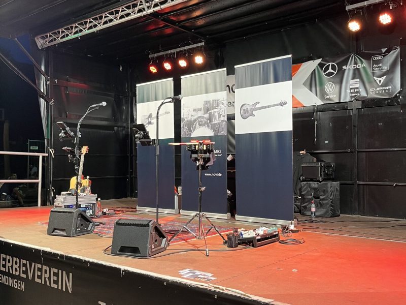 AUFBAU DUO Weinfest EM Schlossplatz 26